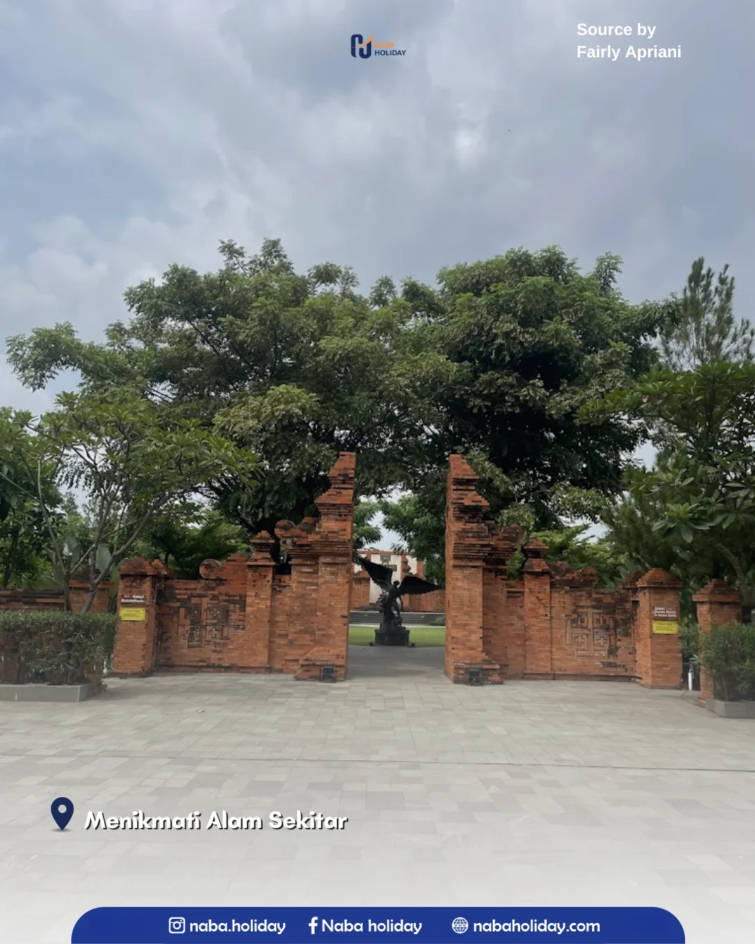 Menikmati Alam Sekitar